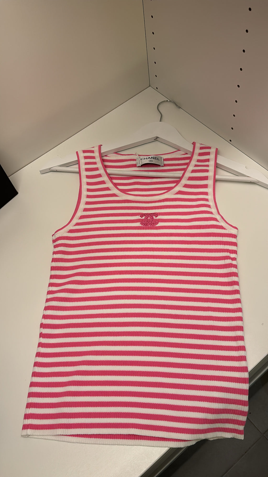 Top à rayures rose